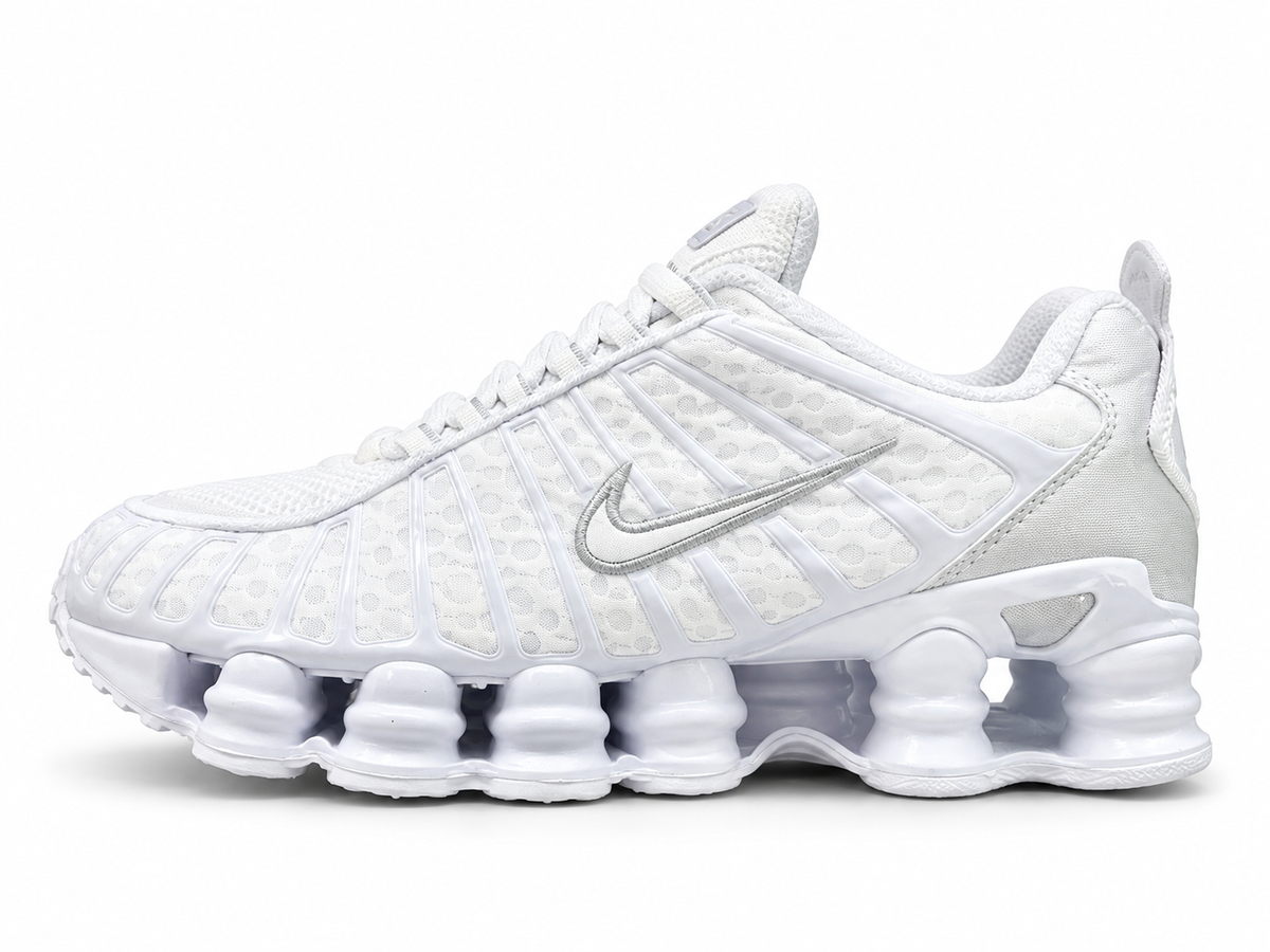 NIKE SHOX WHITE